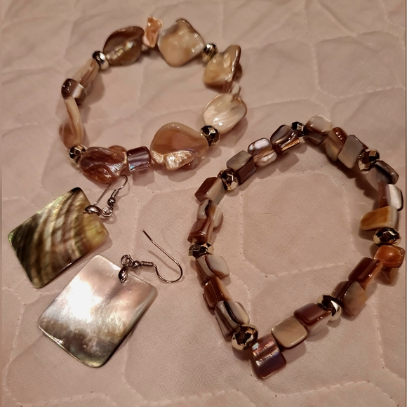 Abalone Shell Set 2 Stretch Bracelets 1 pair Rectangle Drop Earring Crystal Bead - Picture 3 of 5